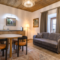 _AAA3610