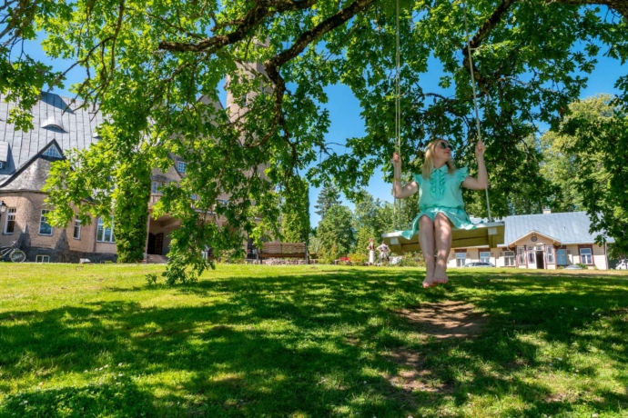 Lossispaa-Wagenkull-kiik